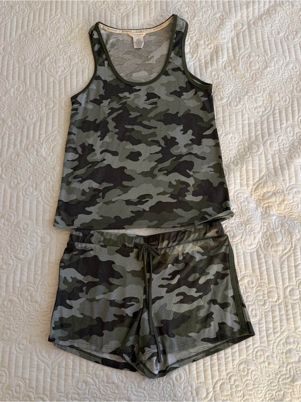 Lucky Brand Green Camo Tank & Shorts Pajama Set Size Small Soft Stretch Knit